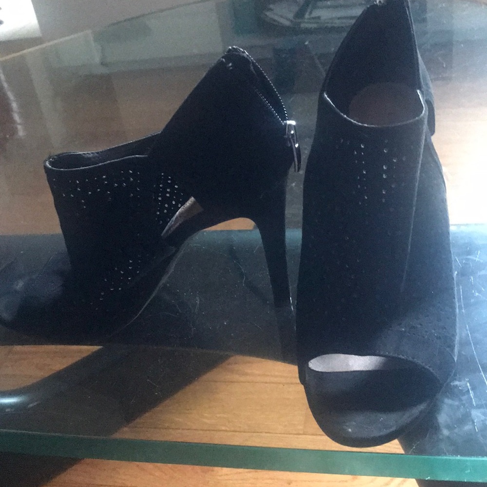 Christian Sirano Black Heels